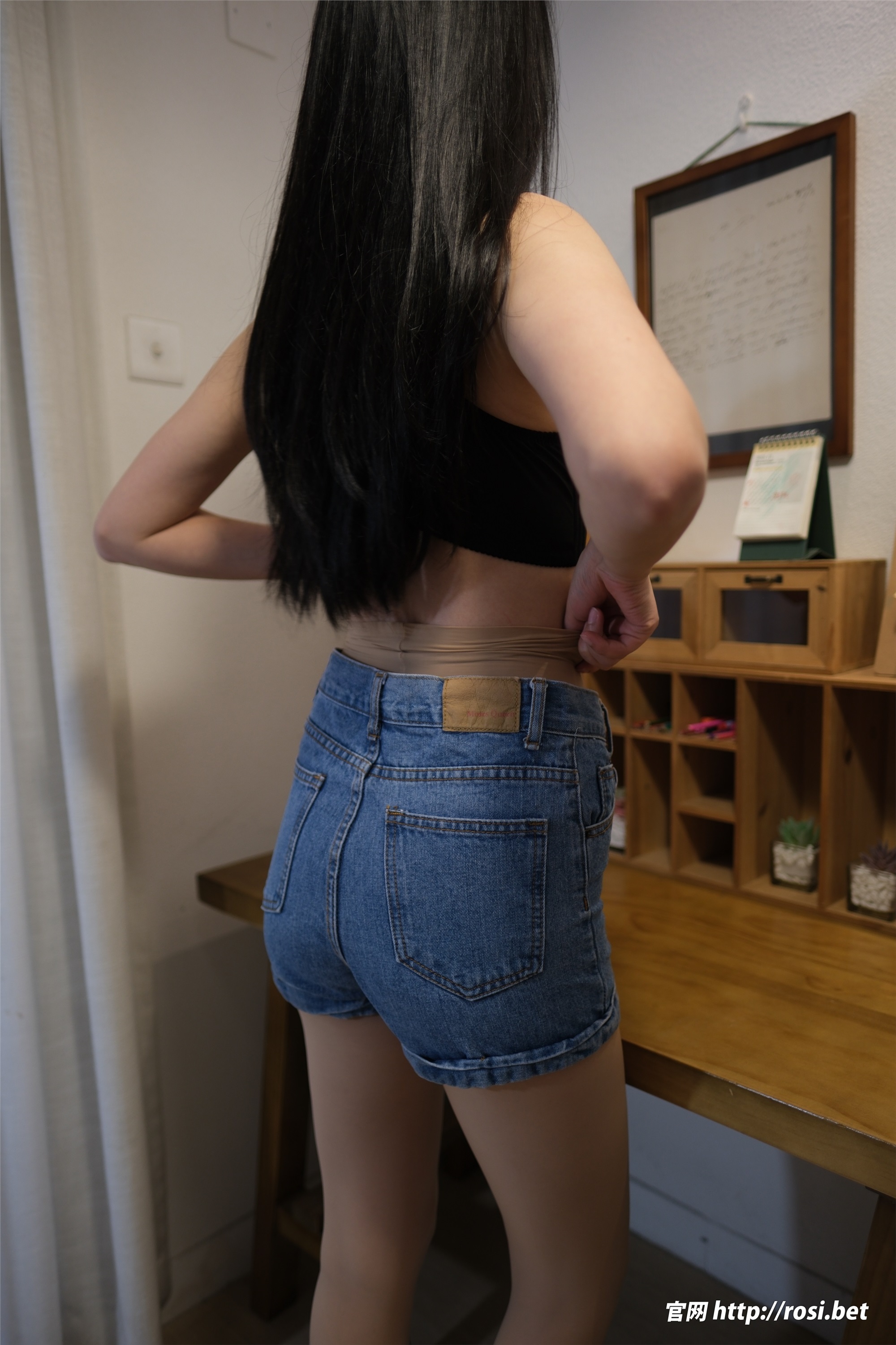 ROSI写真 2024.12.29 NO.4773